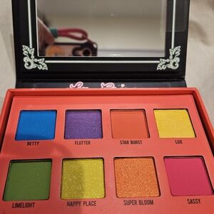 Vibrant Eyeshadow Palette by Lime Crime